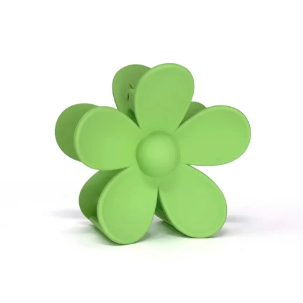 NWT Oversized Flower Power Green Hair Claw Clip
